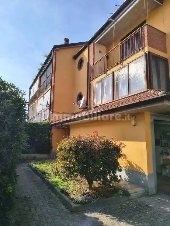 Appartamento in vendita a Vidigulfo