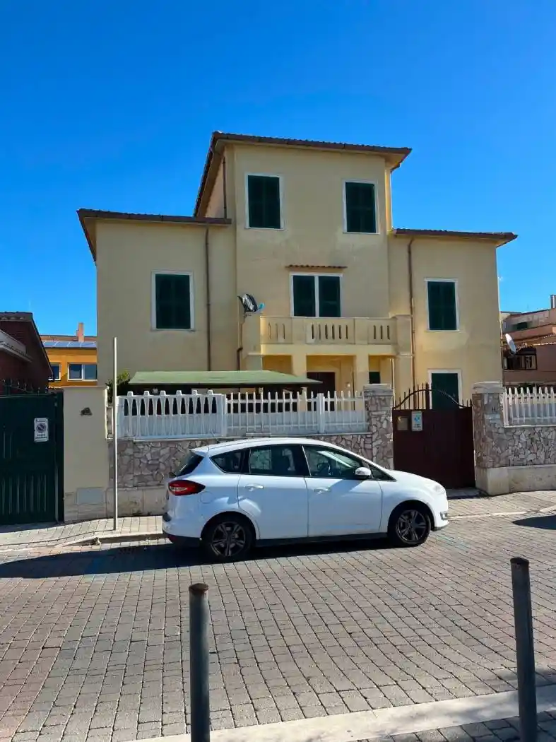 Appartamento in vendita a Ladispoli