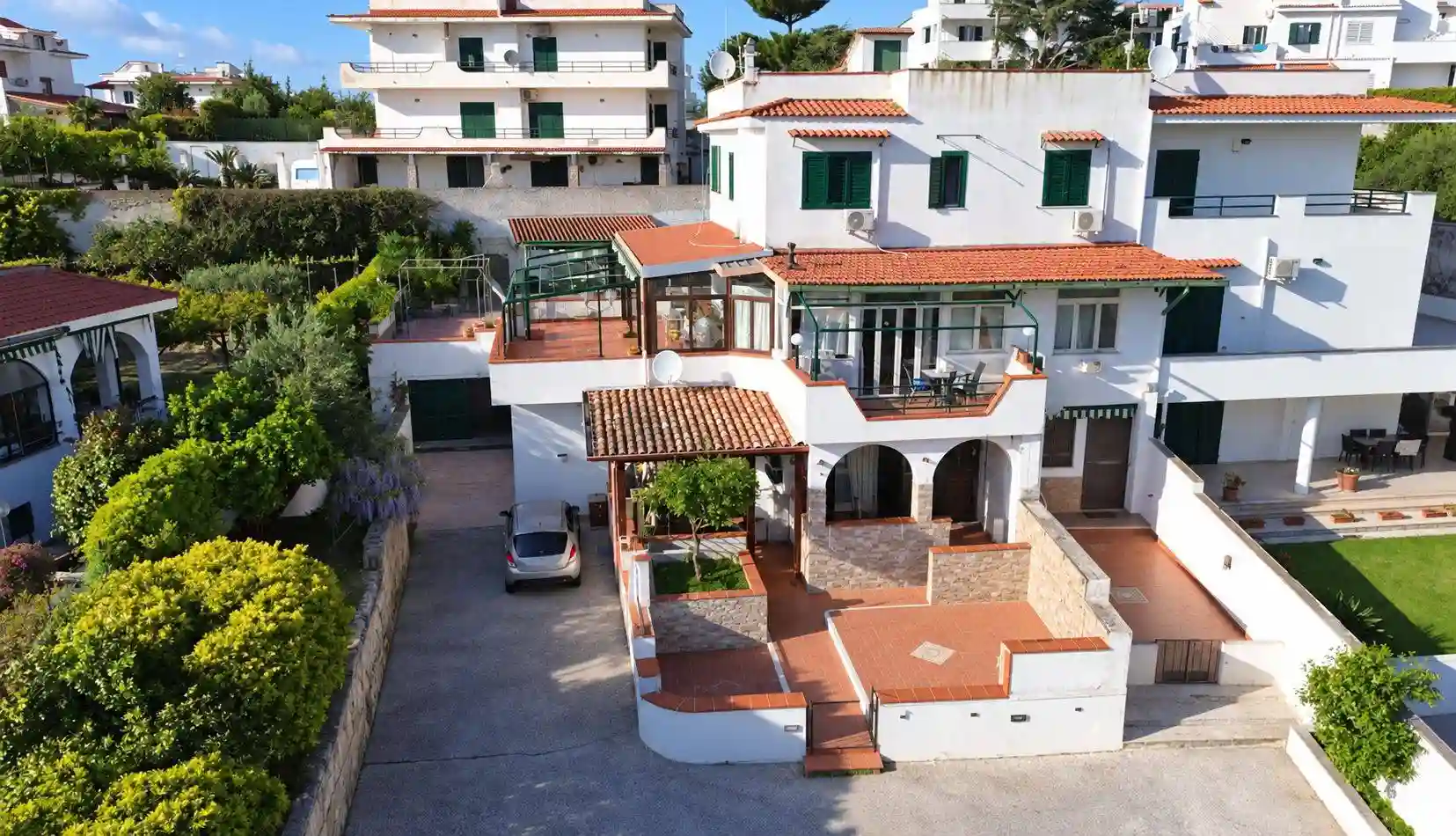 Villa - foto 2