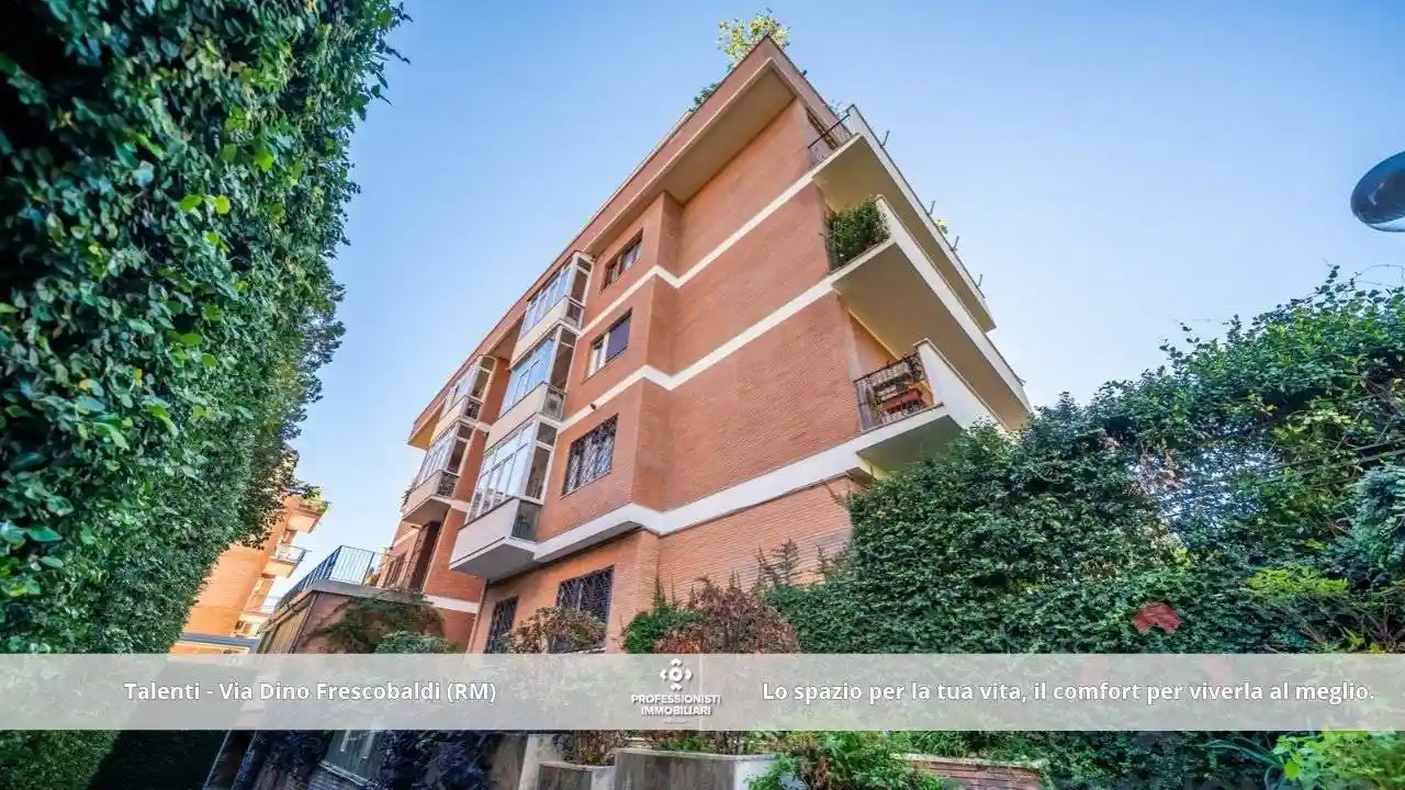 Appartamento in vendita a Roma