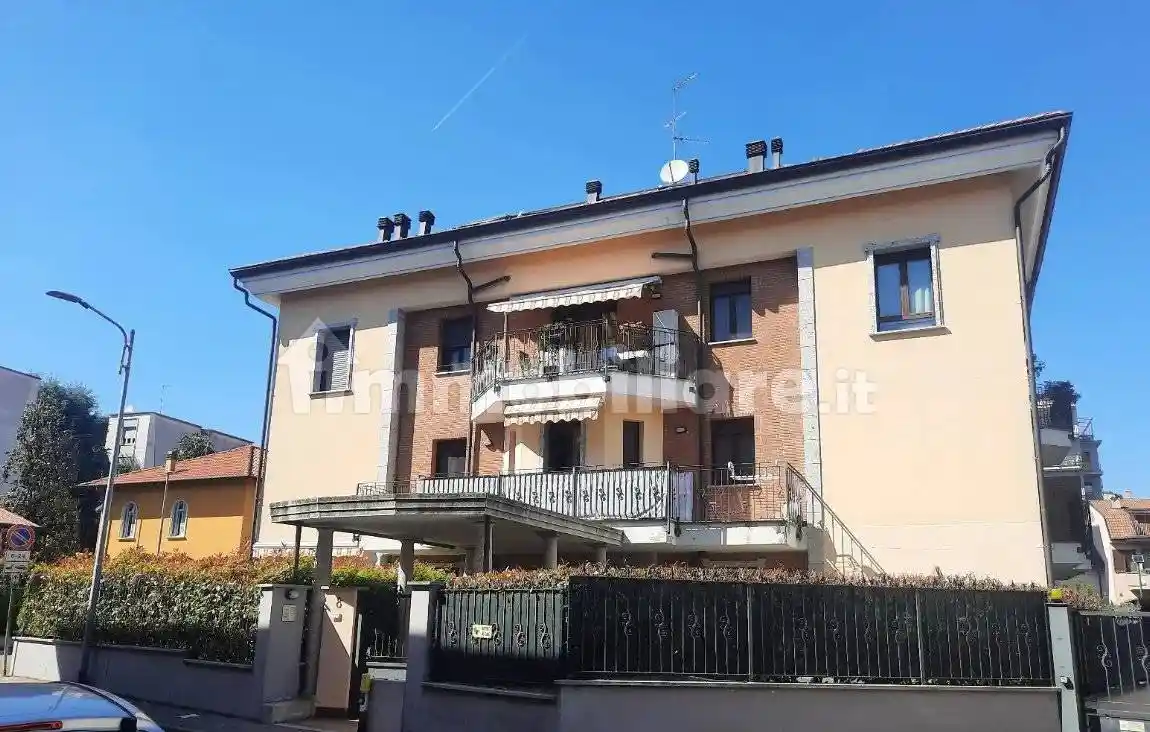 Appartamento in vendita a Rho