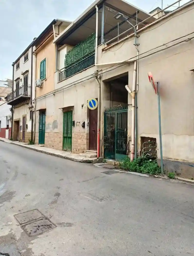 Appartamento in vendita a Palermo