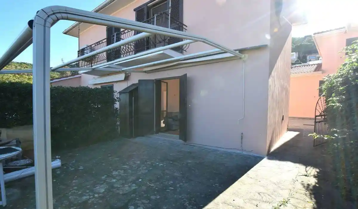 Casa indipendente in vendita a Marciana Marina