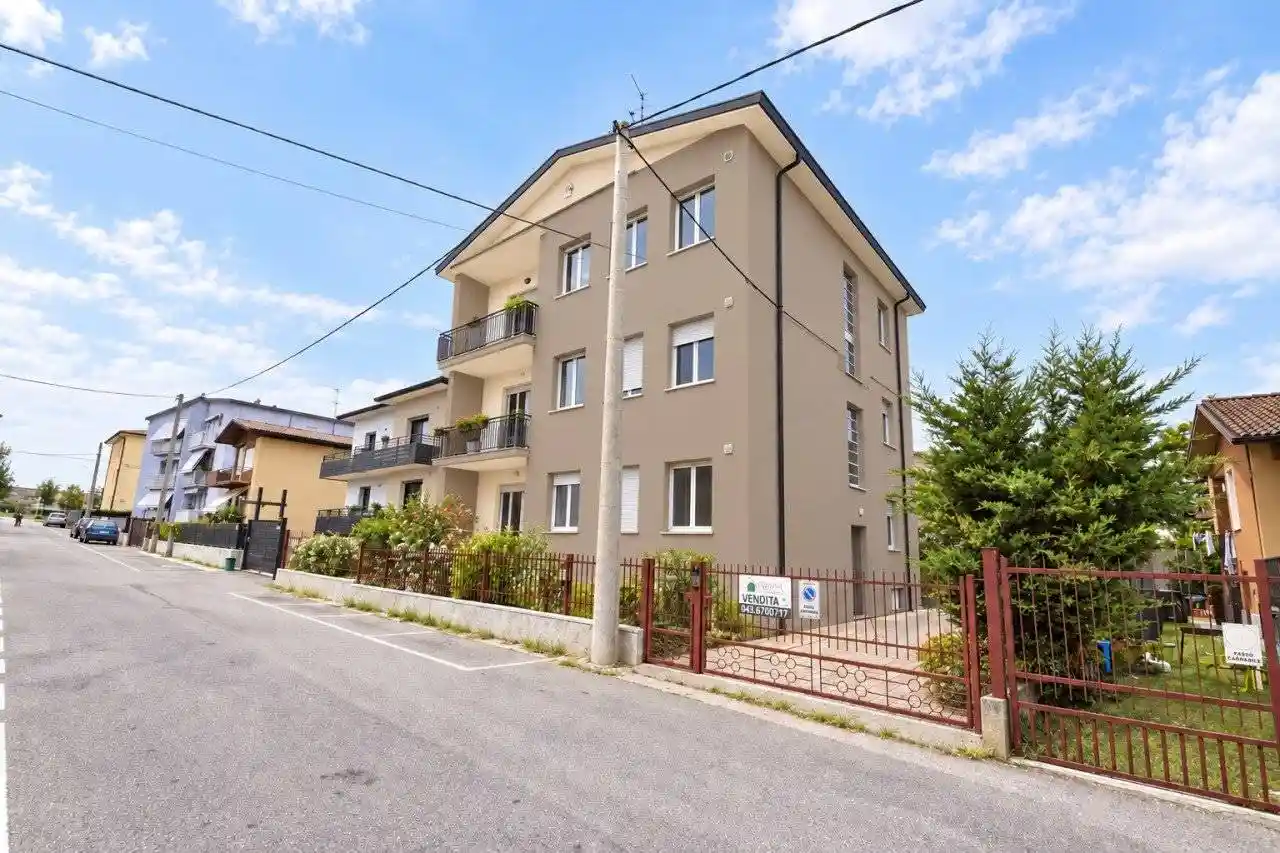 Appartamento in vendita a Bussolengo