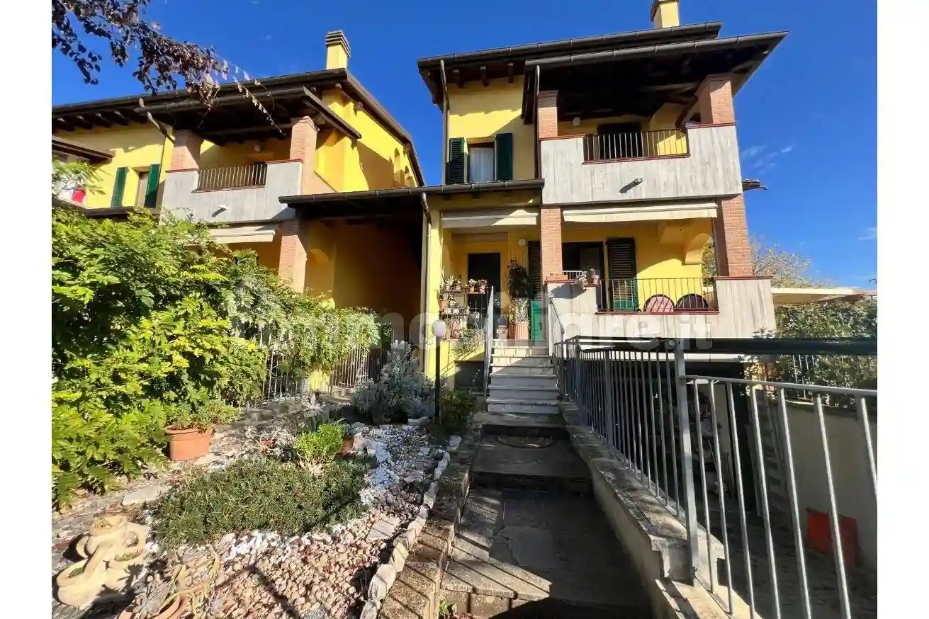 Villetta a schiera - foto 2