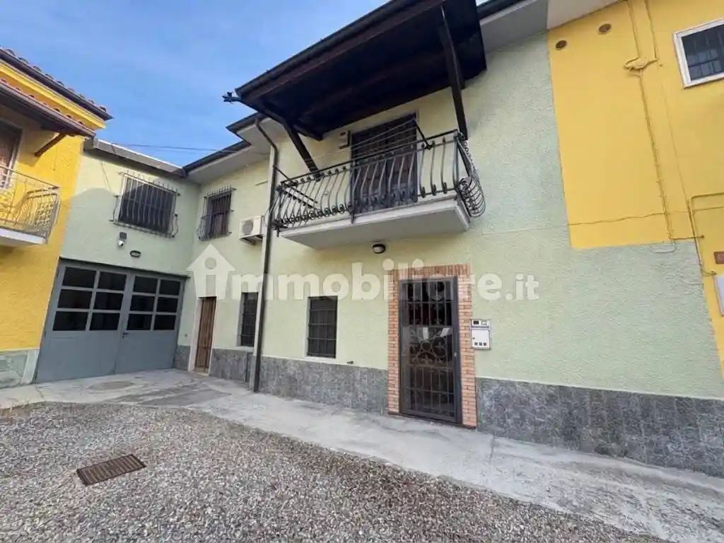 Casa indipendente in vendita a Magherno