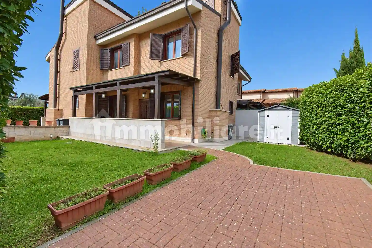 Villa - foto 2