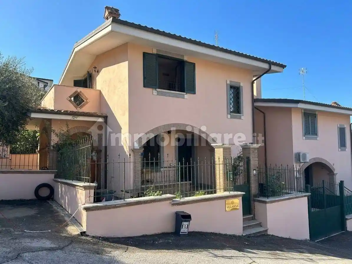 Villetta a schiera in vendita a Fonte Nuova