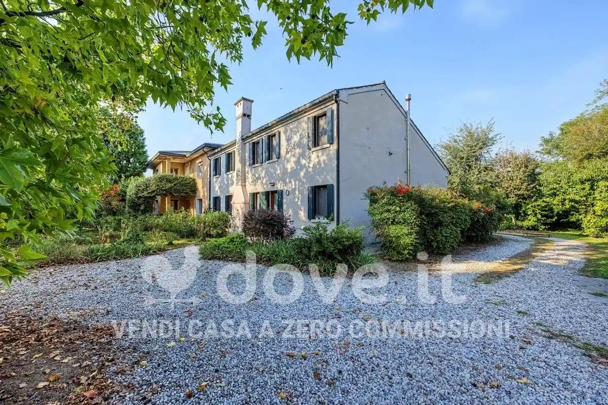 Casa indipendente in vendita a Sant'Urbano