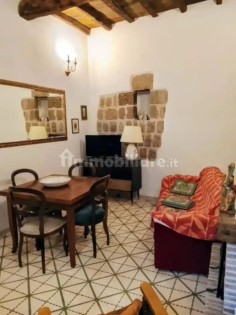 Casa indipendente in vendita a Bomarzo