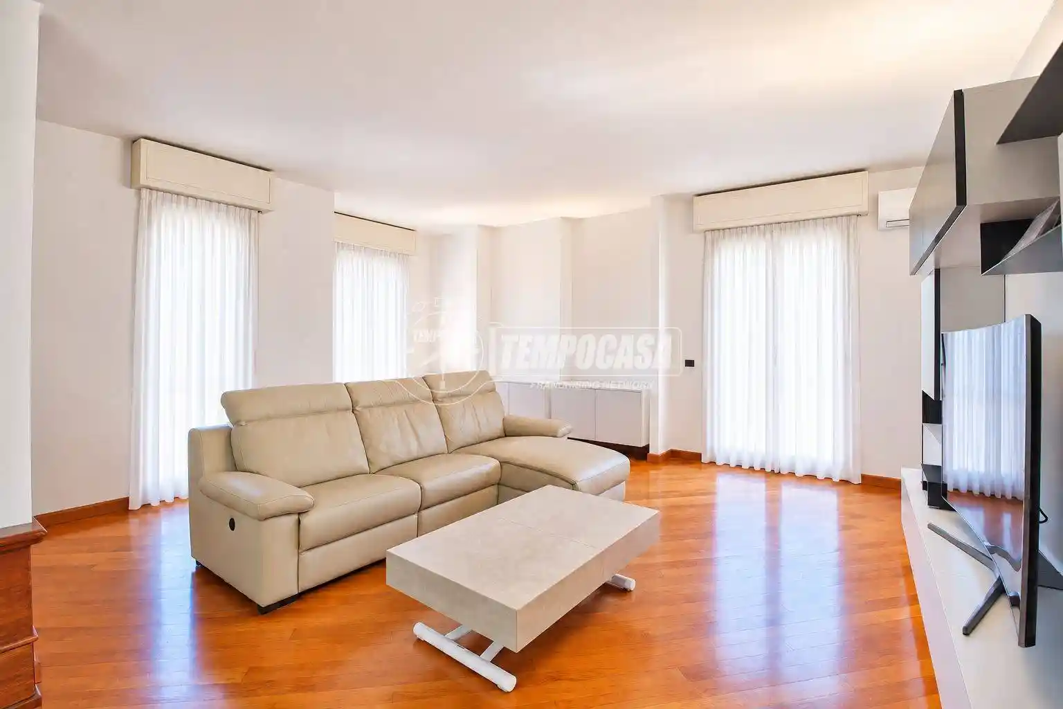 Appartamento in vendita a Novara