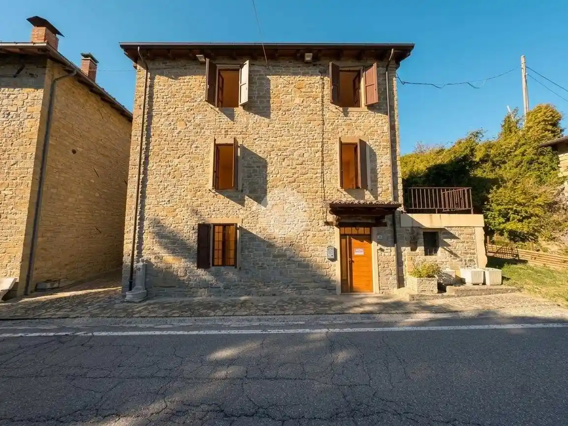 Appartamento in vendita a Neviano degli Arduini