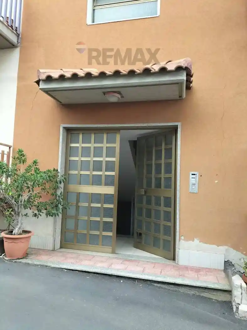 Appartamento in affitto a Aci Catena