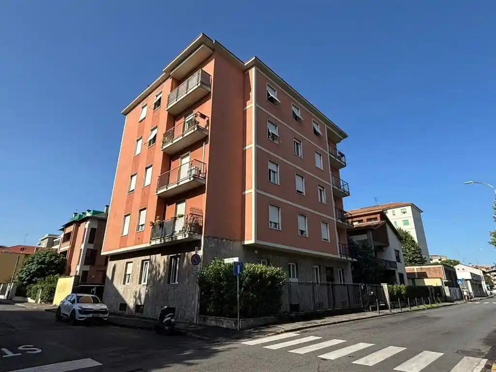 Appartamento in affitto a Monza