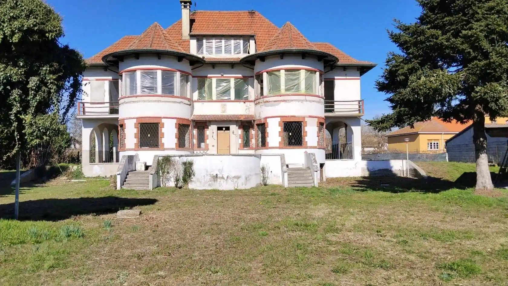 Villa in vendita a Sartirana Lomellina