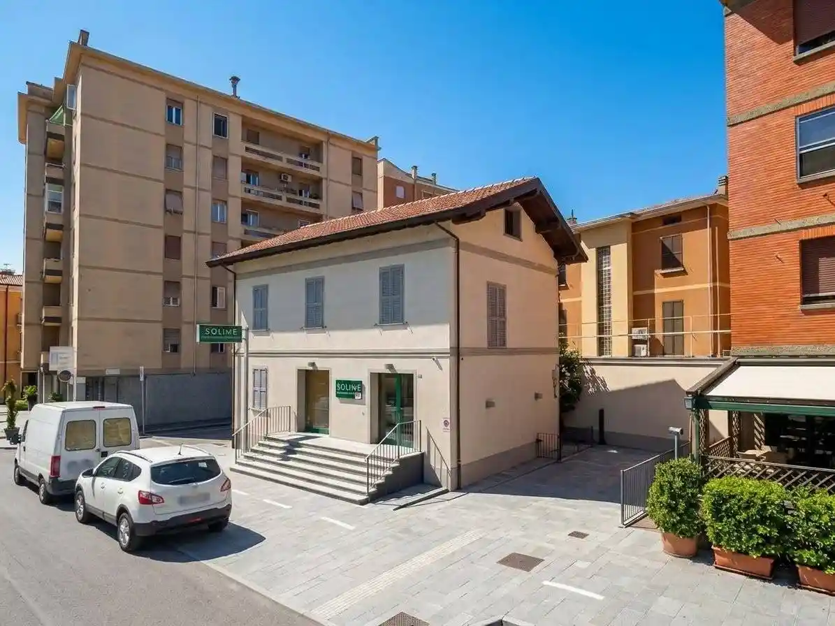 Palazzo - Edificio in vendita a Parma
