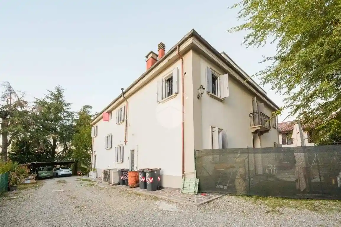 Appartamento in vendita a Zola Predosa