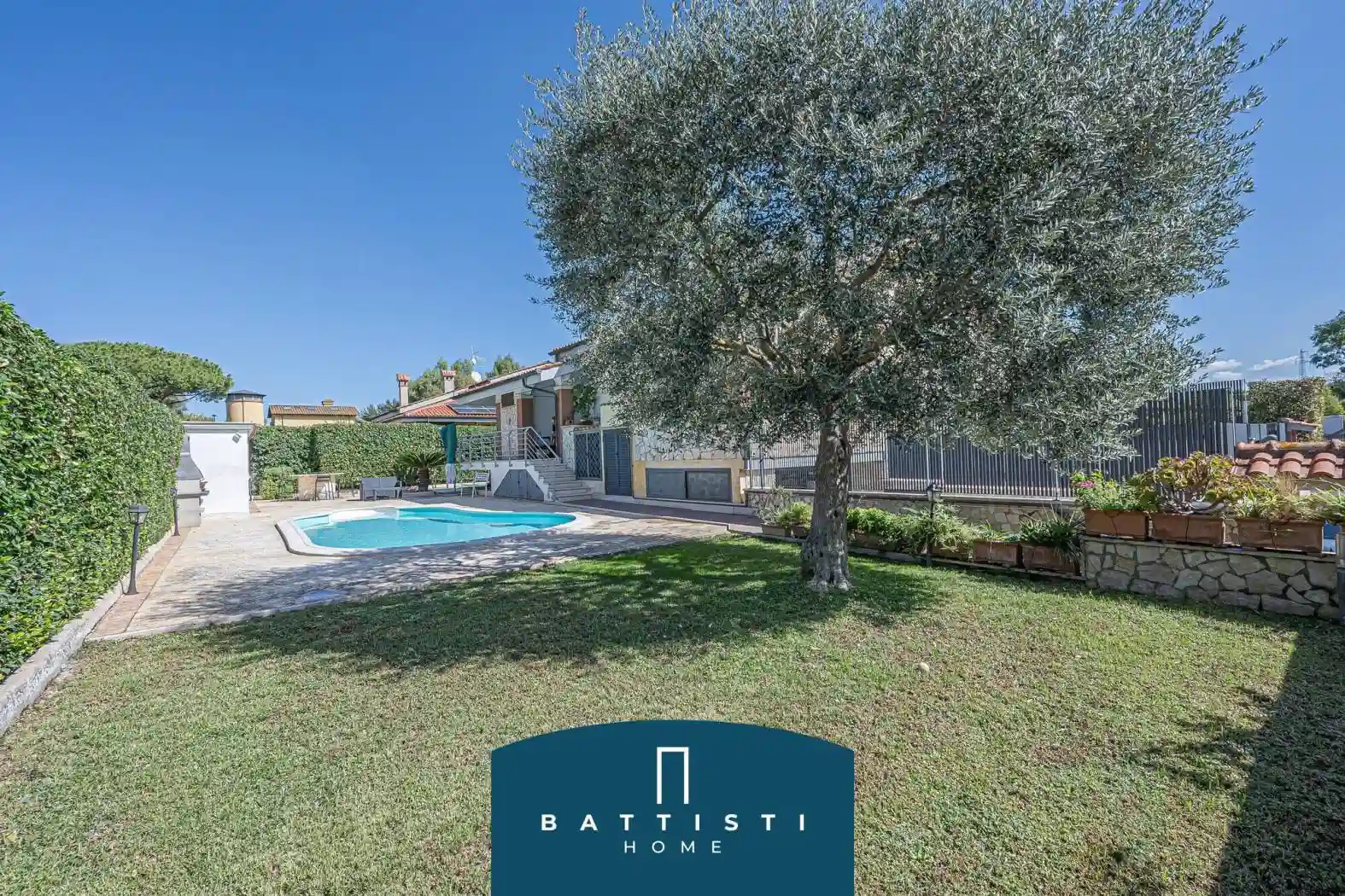Villa - foto 2