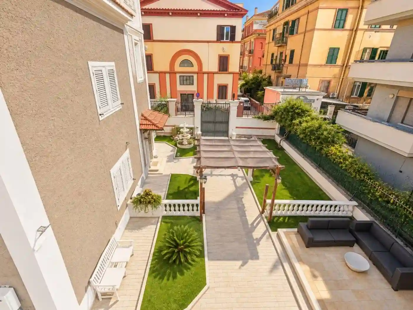 Villa - foto 2