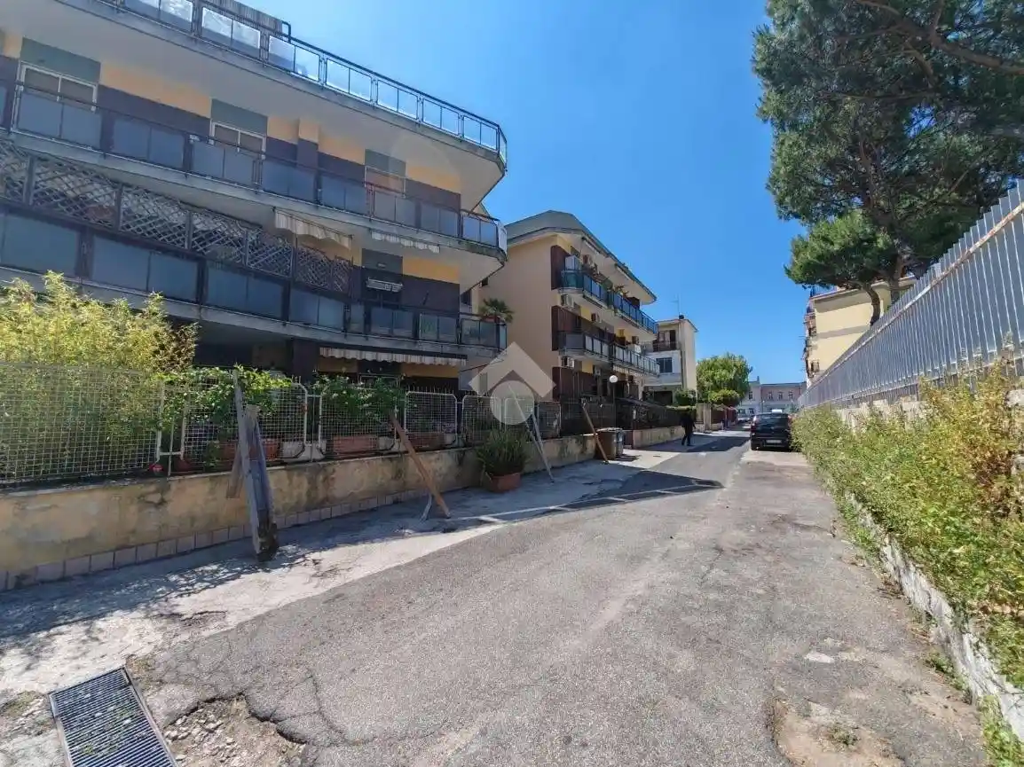 Appartamento in affitto a Pozzuoli