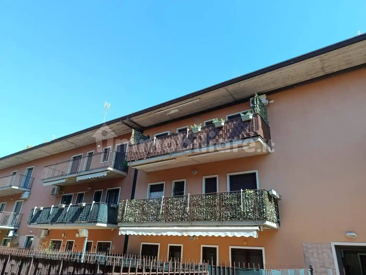Appartamento in vendita a Camporotondo Etneo