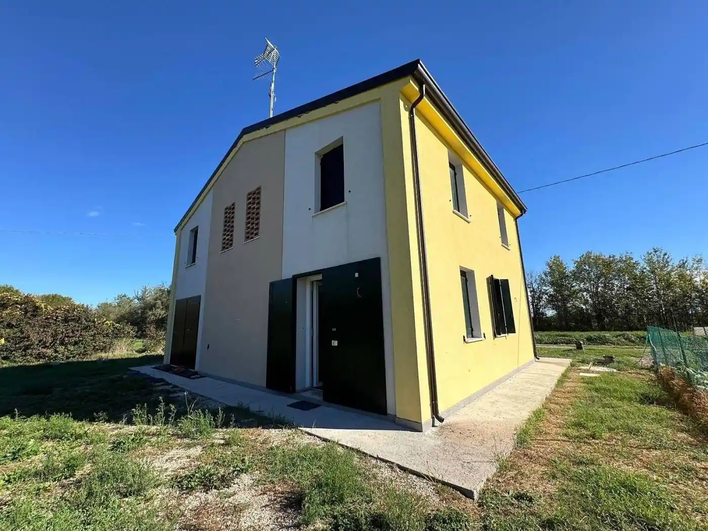 Villa in vendita a Mirandola