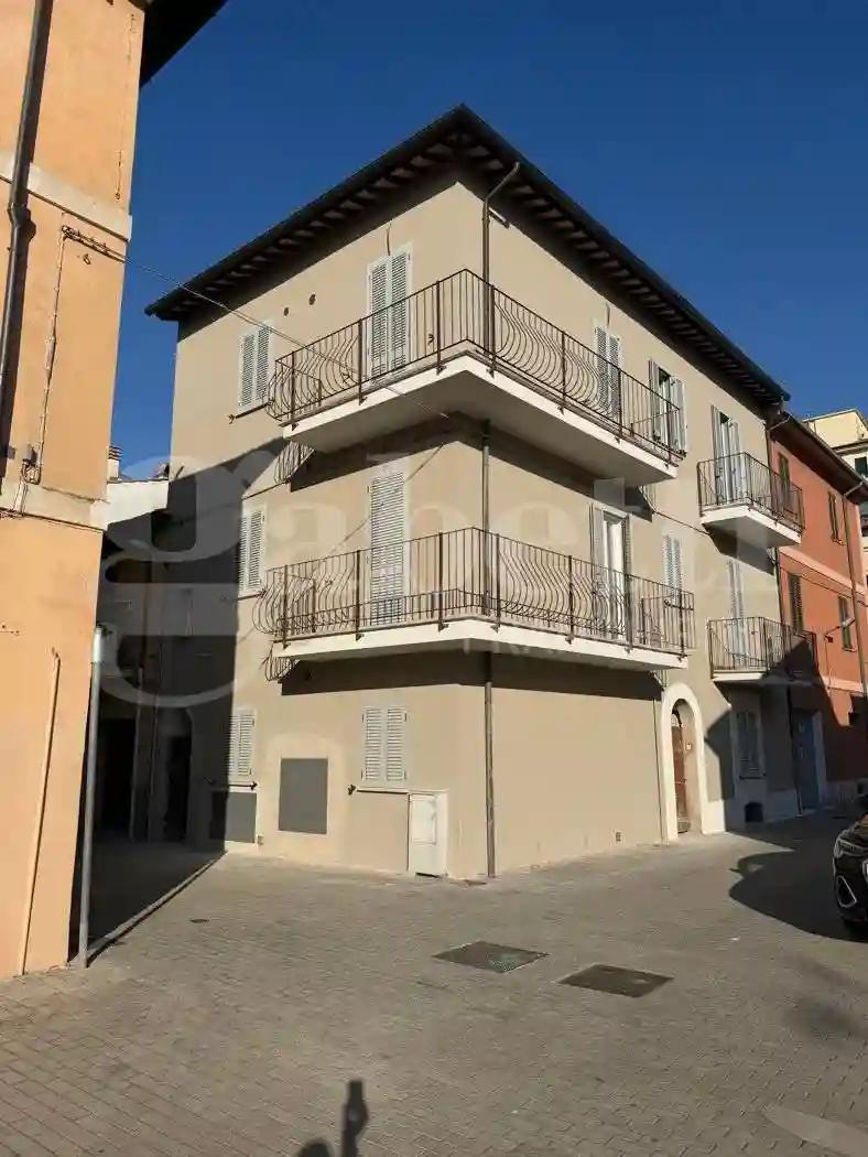 Palazzo - Edificio - foto 2
