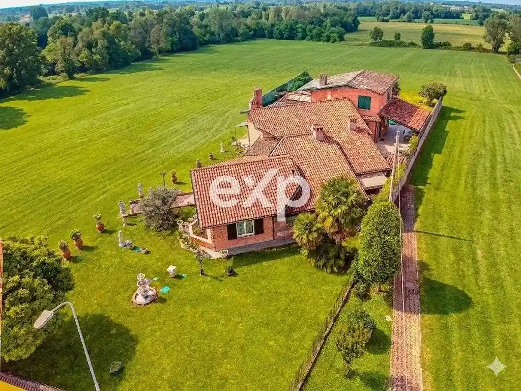 Villa in vendita a Castel Rozzone