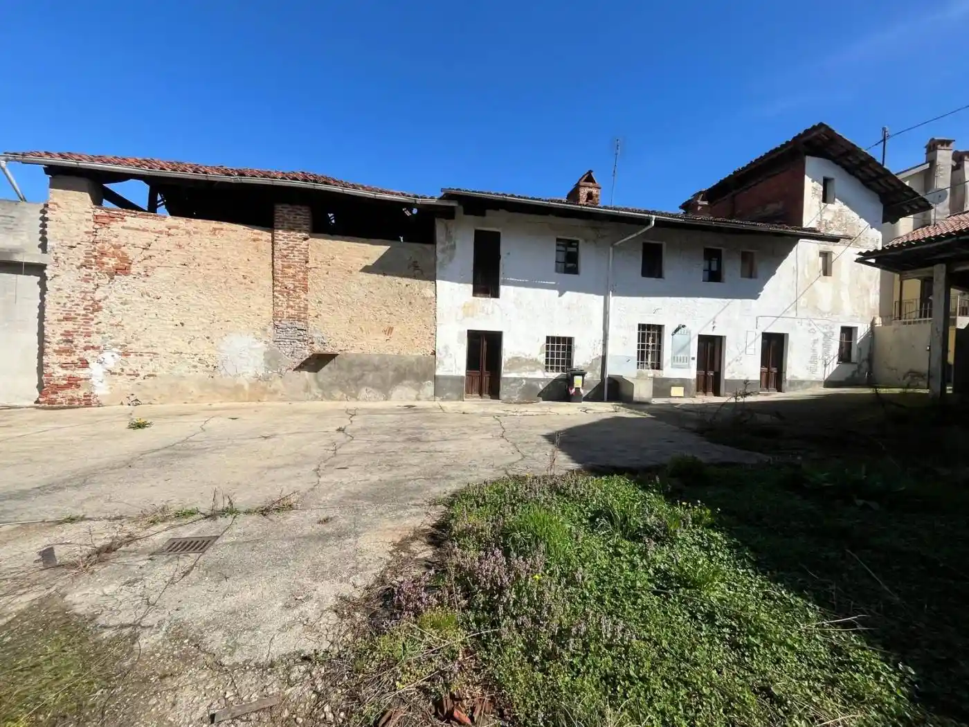 Rustico - Casale in vendita a San Benigno Canavese