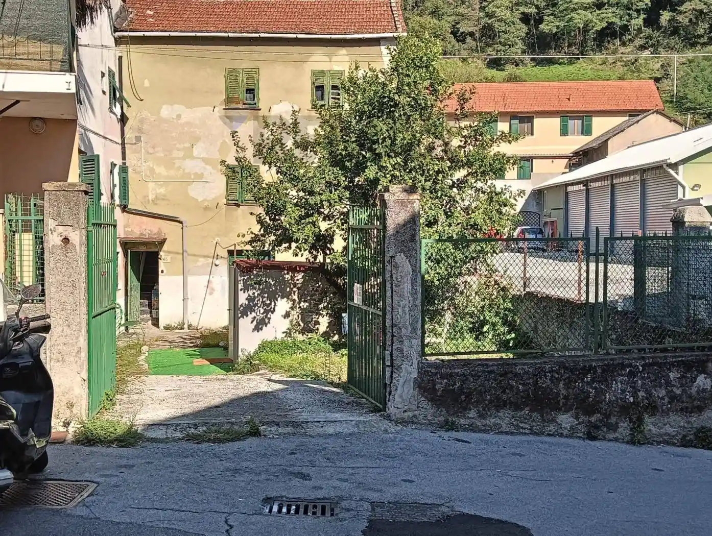 Casa indipendente in vendita a Genova