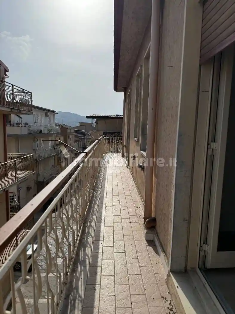 Appartamento in vendita a Pietraperzia