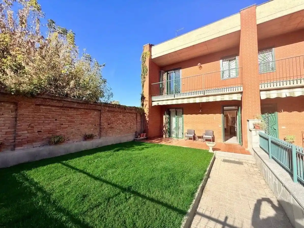 Villa in vendita a Alessandria