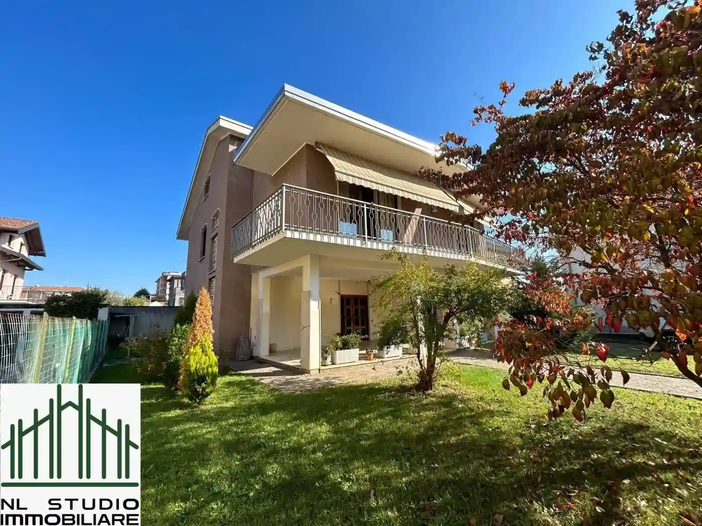 Villa - foto 2