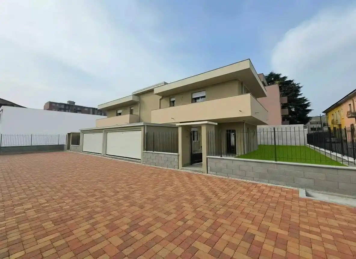 Villa in vendita a San Giorgio Su Legnano