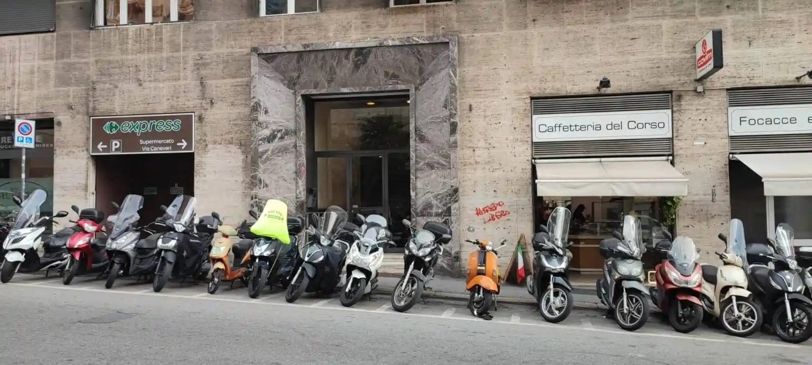 Appartamento in vendita a Genova