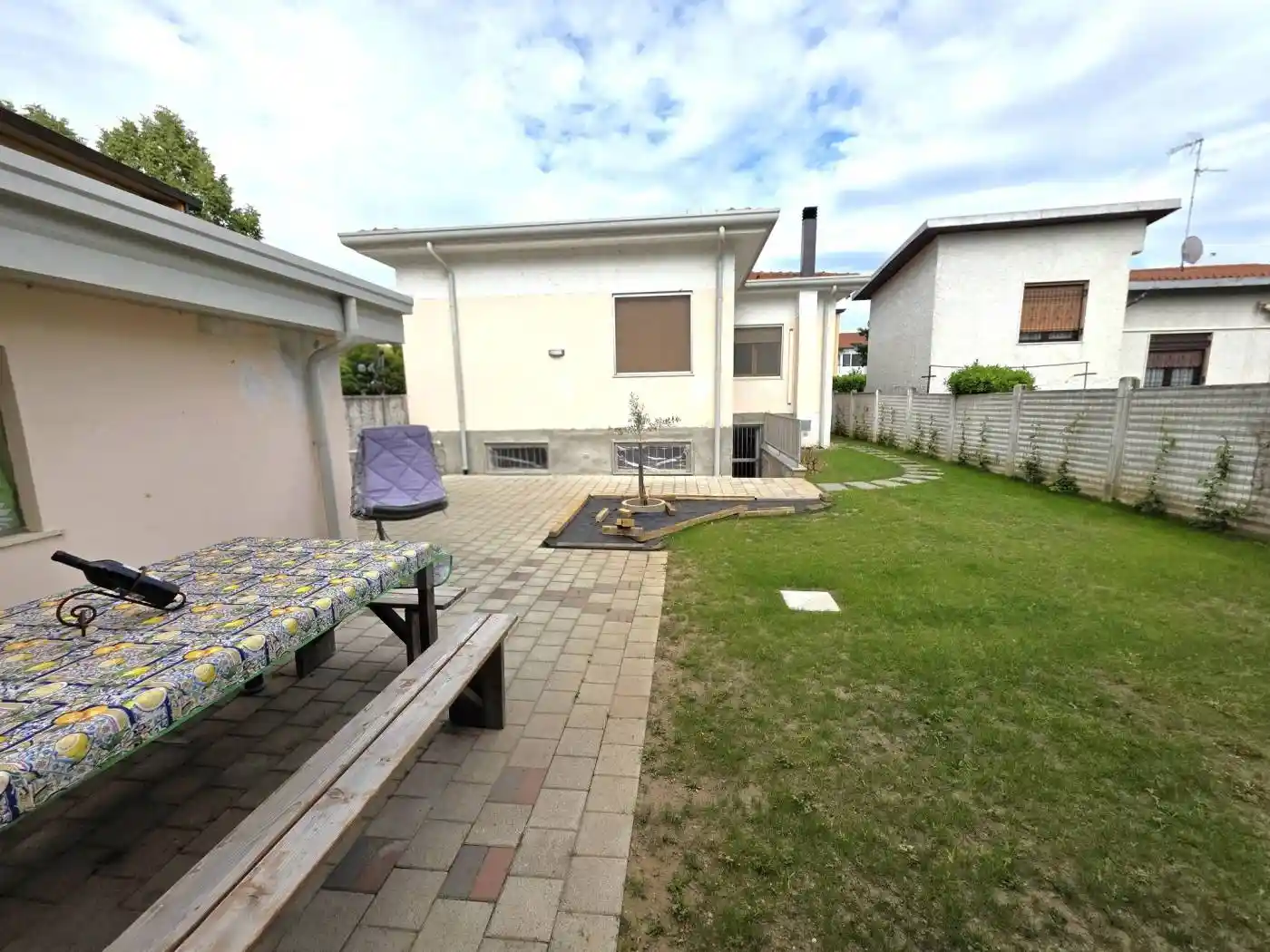 Villa in vendita a Arconate