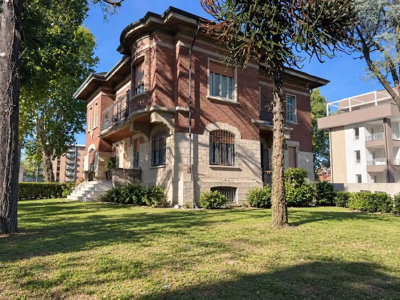 Villa in vendita a Milano