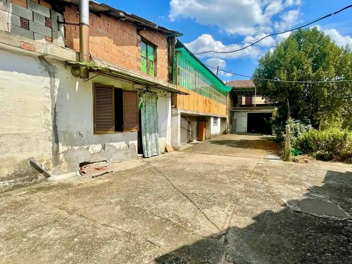 Casa indipendente in vendita a Asti