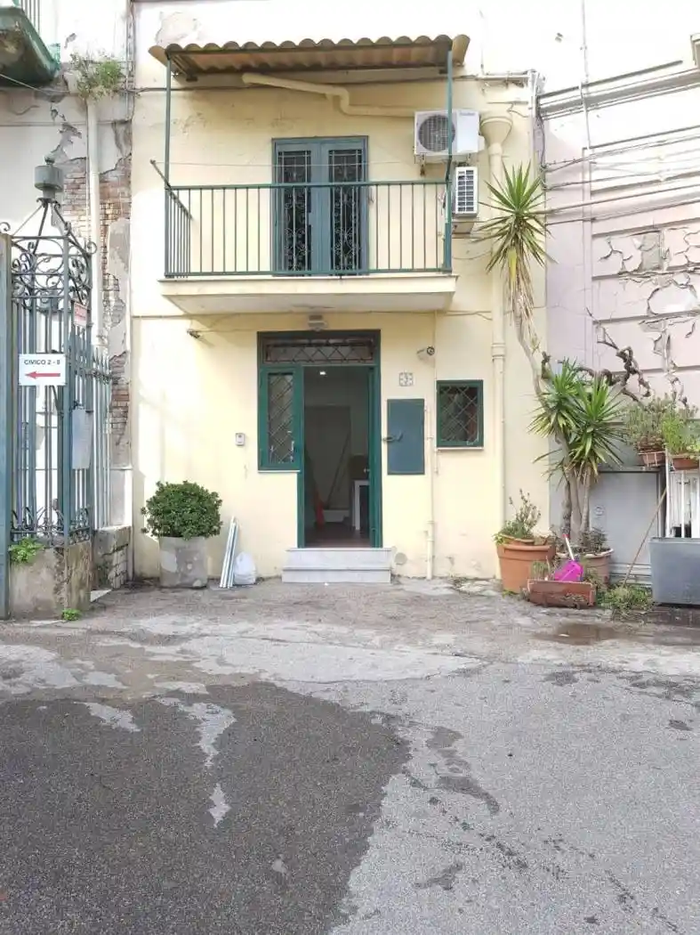 Appartamento in affitto a Napoli