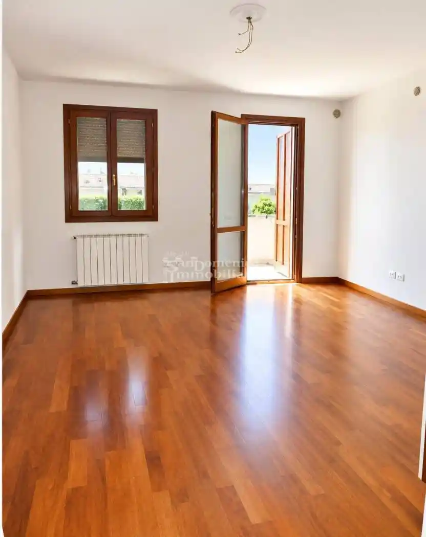 Appartamento in affitto a Cascina
