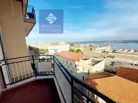 Appartamento in vendita a Taranto