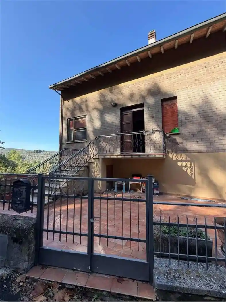 Casa indipendente in vendita a Bettona
