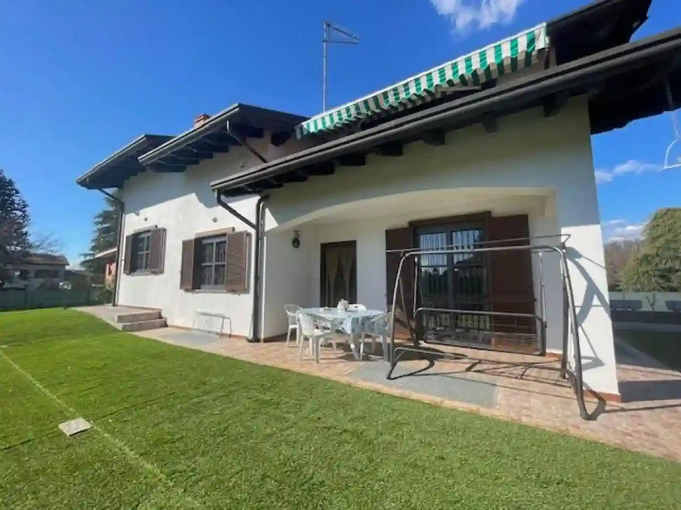 Villa - foto 2