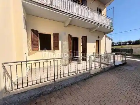 Appartamento in vendita a Pombia