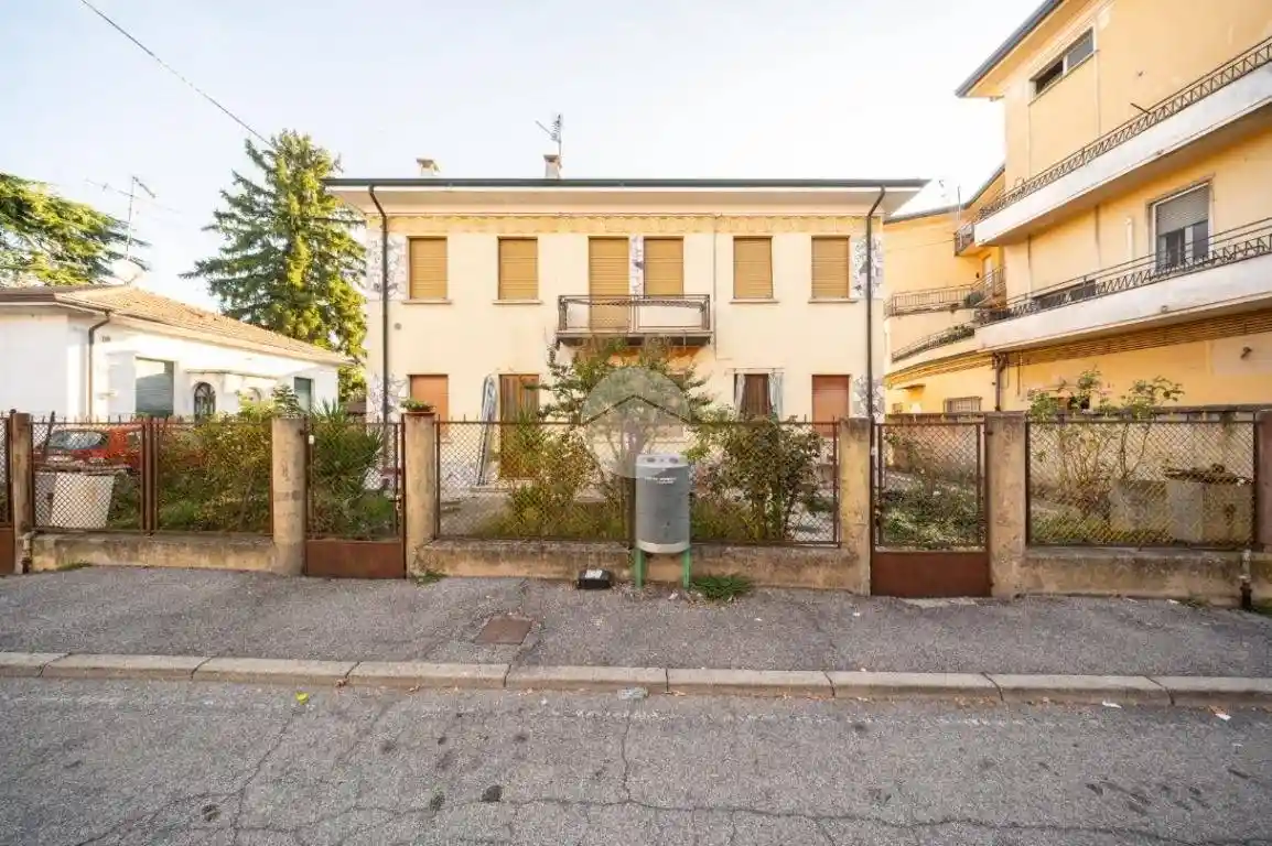 Villa in vendita a Castellucchio