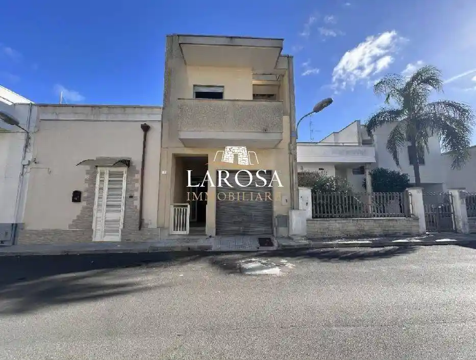 Appartamento in vendita a Vernole