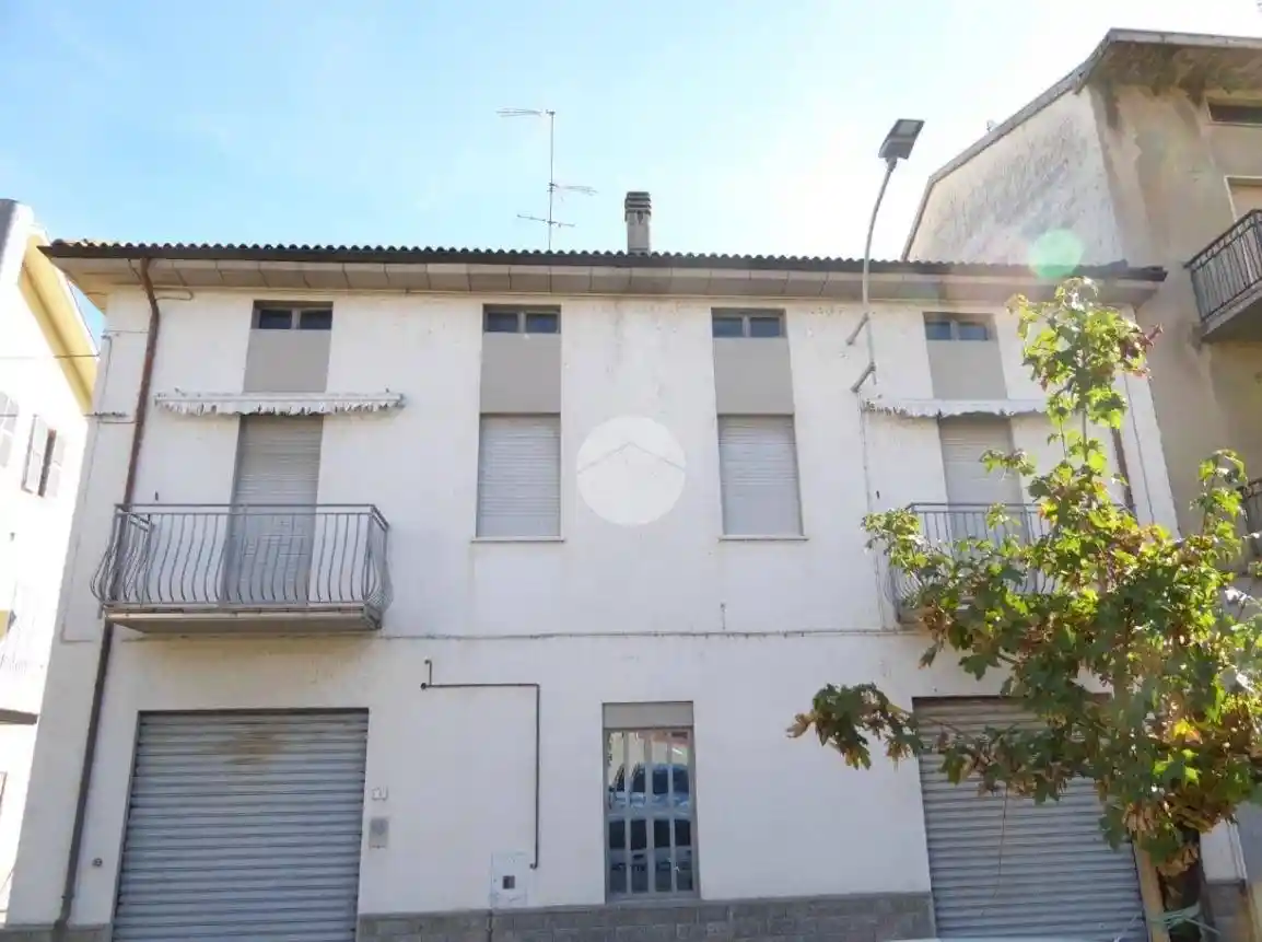 Casa indipendente in vendita a Santa Maria della Versa