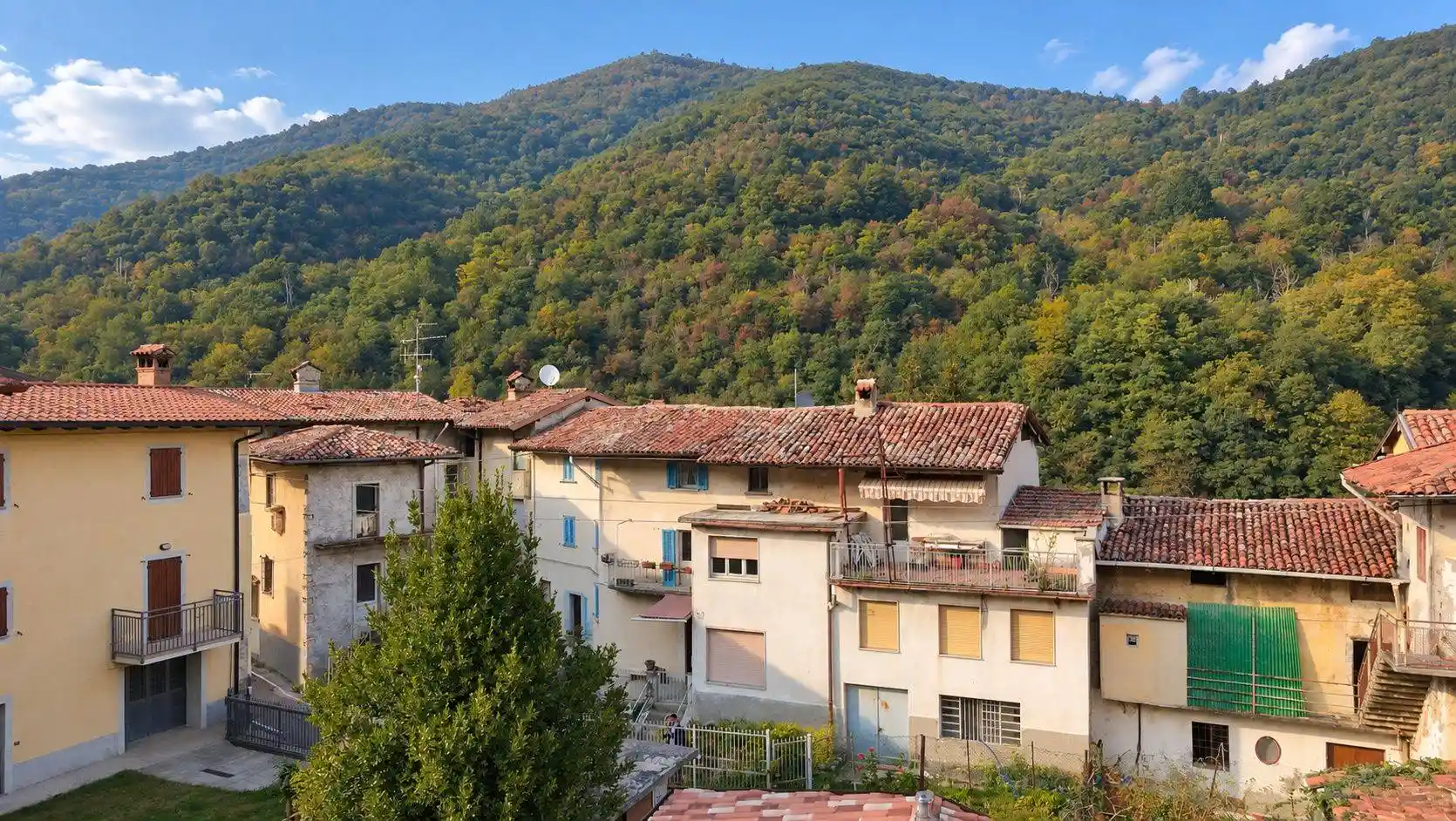Casa indipendente in vendita a Strozza