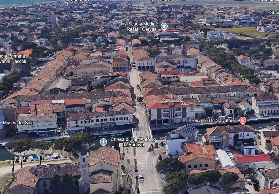 Palazzo - Edificio in vendita a Cervia