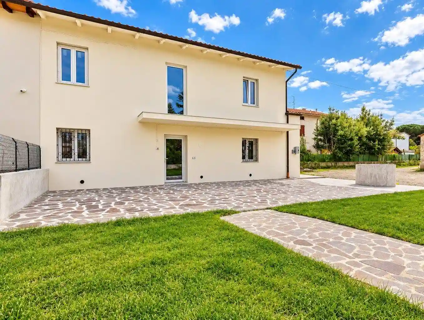 Villa - foto 2